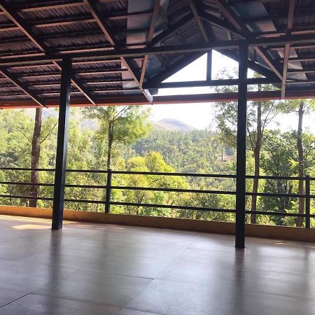 Cloud 9 Homestay Attigundi Bagian luar foto